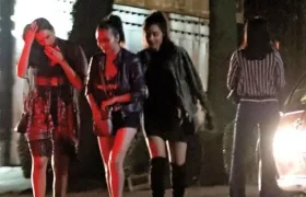 Algunas de las mujeres invitadas a la fiesta por los jugadores. 