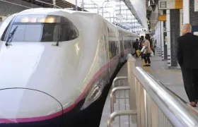 Un shinkansen (tren bala nipón)