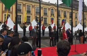 Acto protocolario en la Plaza de Bolívar.