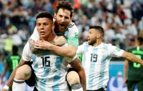 Marcos Rojo celebra el gol de la clasificación. 