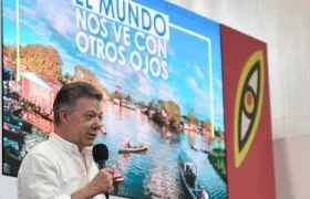 Santos estuvo en Bucaramanga inaugurando el Gran Salón del Centro de Convenciones Neomundo.
