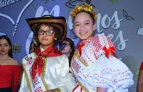 Samuel Martínez y Shayda Londoño, Reyes Infantiles del Carnaval.