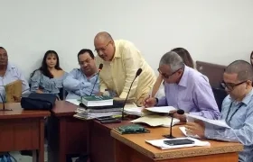 Aspectos de la audiencia a siete políticos del Atlántico.