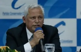 Hernán Andrade, presidente del Partido Conservador.