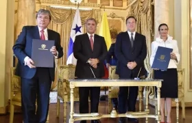 El acuerdo fue suscrito en Ciudad de Panamá por los cancilleres de los dos países, en presencia de los presidentes Iván Duque y Juan Carlos Varela.
