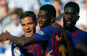 Ousmane Dembelé, celebra co sus compañeros. 