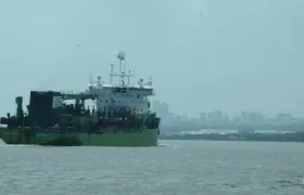 La Uilenspiegel comenzará hoy el dragado.