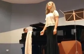 La soprano Laura Saldarriaga y la pianista Yamira Rodríguez.