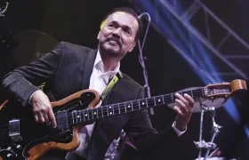 El bajista y productor musical puertorriqueño Bobby Valentín.