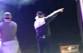 El cantante Maluma en la tarima de Maranilla, Antioquia.