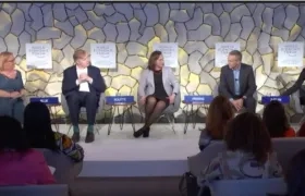 Especialistas del mundo laboral reunidos en Davos.