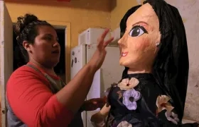 Esta es la piñata de la hija de José José.