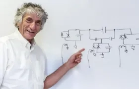 El trabajo fue liderado por John Martinis, responsable del equipo de hardware cuántico de la firma.