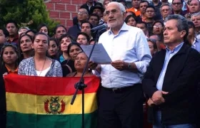 El opositor Carlos Mesa, en conferencia de prensa.