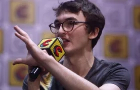 Isaac Hempstead-Wright, actor británico.