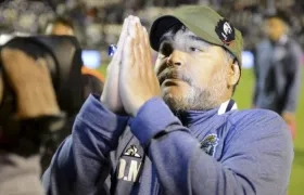 Diego Maradona, técnico argentino. 