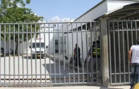 El joven fue llevado a la Clínica Adela de Char de Soledad.