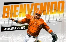 Jhonatan Solano lucirá el uniforme de los Gigantes. 