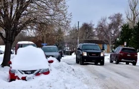 Muchas escuelas permanecen cerradas este lunes o han enviado a los estudiantes temprano a casa en el norte de Nueva York.