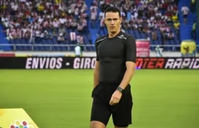 Wílmar Roldán será el árbitro central en Cali.