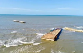 Estado en que quedó la barcaza.