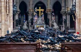 Interior de Notre Dame.