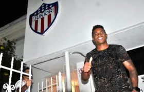 Fabián Viáfara en la sede del Junior.