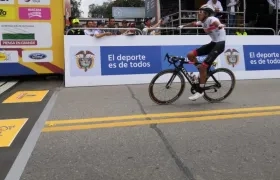 Momento del triunfo de Sebastián Molano.