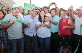 El Alcalde Alejandro Char y Karen Abudinen.