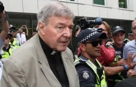 El cardenal australiano George Pell llega a la Corte este martes en Melbourne (Australia).