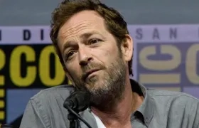 Luke Perry, conocido por la serie "Beverly Hills, 90210", falleció este lunes a los 52 años tras sufrir un derrame cerebral la semana pasada. 