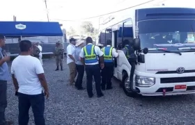 Migración panameña hace constantes controles migratorios.