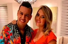 El cantante Martín Elías y su viuda Dayana Jaimes.