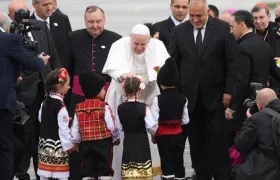 El Papa Francisco a su llegada a Bulgaria.