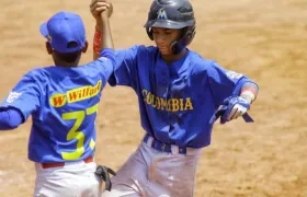 Colombia obtuvo su primer triunfo del torneo. 