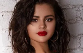 Selena Gómez, cantante y actriz estadounidense.