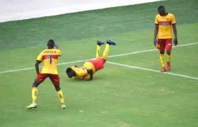 Celebración del segundo gol bogotano por parte de Cristian Díaz.