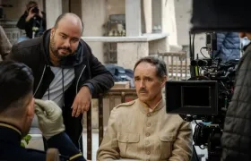 El cineasta colombiano Ciro Guerra dirigiendo la película.