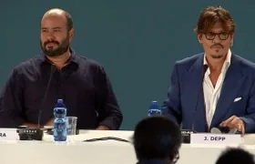 El cineasta Ciro Guerra y el actor Johnny Depp.