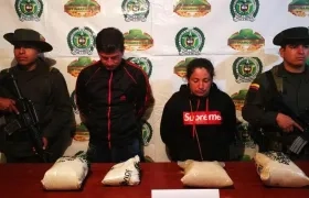 Droga hallada a la pareja en la vía Pasto-Ipiales.