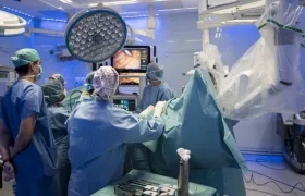 Paciente en medio de un trasplante de hígado.