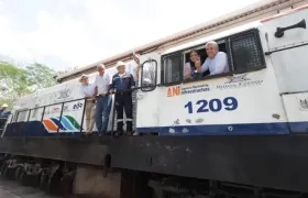 El Presidente Iván Duque y la Ministra de Transporte Ángela María Orozco, promoviendo el nuevo sistema.