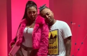 Yuranis León y Mr Black.