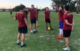 Jugadores de Colombia, en el último entrenamientos antes del debut.