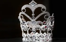 La corona del Reinado Popular 2020.