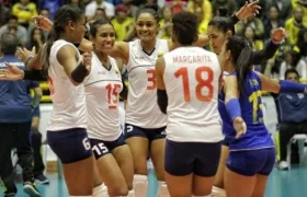 Las colombianas celebrando al final del partido.