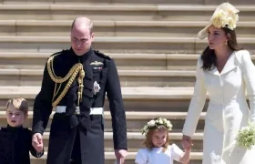 Los duques de Cambridge junto a sus hijos George y Charlotte.