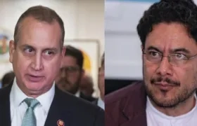 Mario Díaz-Balart, izquierda, congresista de EE.UU; Iván Cepeda, senador colombiano.