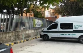 El cuerpo de Elías José Mercado Sarmiento llevado a Medicina Legal. 