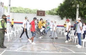 Actividad de resocialización de los jóvenes. 